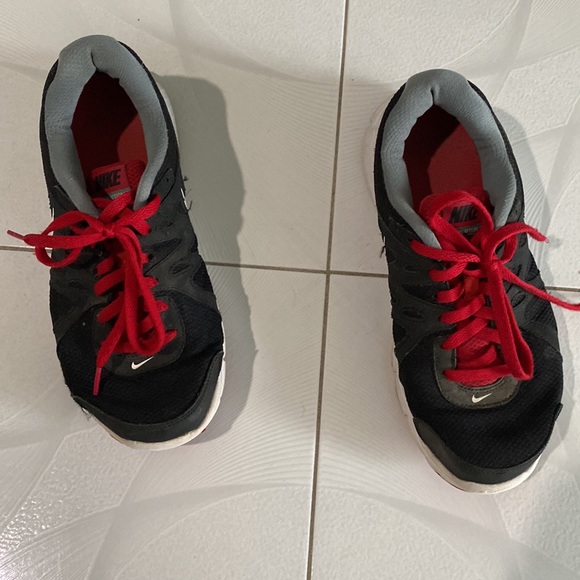 Nike Revolution 2 Running sneakers - Picture 2 of 3